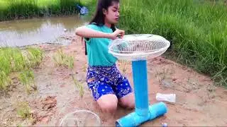 Amazing Electric Fan Guard Fish Trap Net Fishing In River PVC Pipe Fish Trap