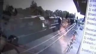 Super Rare Catch!! Amazing lashup and longest train ever!  Over 200 cars MUST SEE!