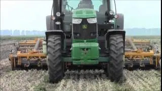 Harvesting onions, 2014.pt1.wvm
