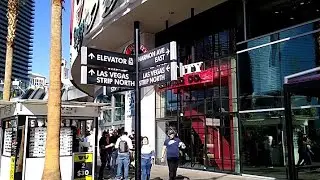 LAS VEGAS NV., WALKING HARMON AVE FROM LAS VEGAS STRIP TO PARADISE RD. DECEMBER 2021 -  LONEWULFRICK