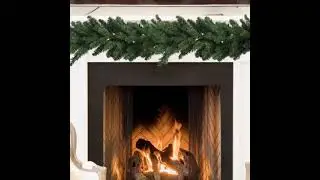 9' Pre-Lit Garland with 100 Warm/Clear/White Lights