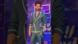 Karan Kundra  looks stunning at Telly awards #shudhmanoranjan #bollywood #indianactor