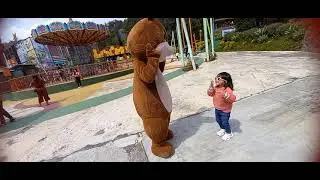 Mikie Holiday Nadia Bersama Badut Kelinci #brastagi #mikieholiday #sumaterautara #traveling #liburan