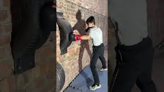 How to Punch Like a Pro! 💪 #BoxingTips