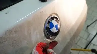 BMW boot badge switch stuck fix