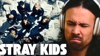 STRAY KIDS 