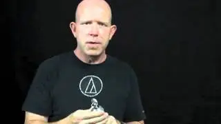 Microphones 101: Large Diaphragms vs Small Diaphragms Explained - Video 4/9