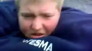 Денчик слазиет