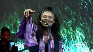 BISO EN PRIERE AVEC PATRICIA TSHUKULA