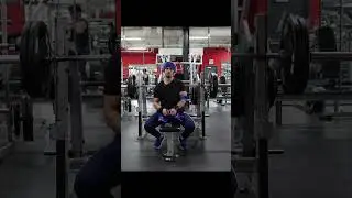 Are elbow wraps worth it? #shorts #fyp #fypシ #fypシ゚viral #viral #gym #gymmotivation #gymtips