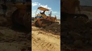 👏  Bulldozer D40P Strong Pushing Dirt By Skill Operator 👏 💪