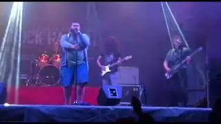 Breaking The Dno - Arena