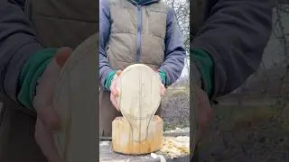 Раз, два и готово. Примерно так все представляют этот процесс. #greenwoodworking #woodworking