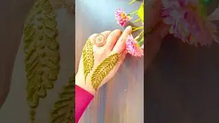 Beautiful mehndi design #shorts #mehndi #tricks #henna #art #design #trickmehndi #mehnditips  #new