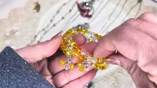 Handmade Jewelry using beads and findings from BeeBeeCraft 💛💛💛
