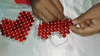 احلي و اشيك علبه اكسسوارات علي شكل قلب من الخرز
