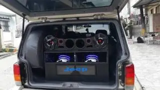 Car Audio Jeep Cherokee