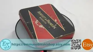 Vintage Small Huntley & Palmers Biscuit Tin - c1970s