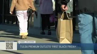 Tulsa Premium Outlets marks first Black Friday