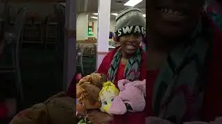 Chuck e. Cheese vlog part 1! #fun #chuckecheese  #vlog #vlogger 