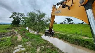 Fazendo limpeza ep_02 // Escavadeira hidráulica