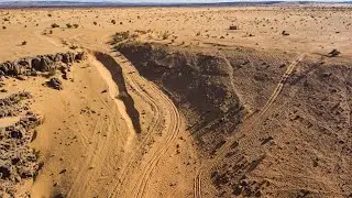 Der Tifoujar Pass hätte uns beinahe geschafft. Getriebe überhitzt, Motor heiß.