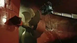 Under water high pressure wash bulk carrier