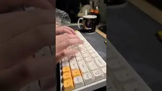 Typing sound RK G68 - stock switch rk brown, keycap pbt xda honey milk, mod foam case #short