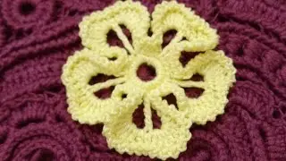 Fiore giallo all' uncinetto rapidamente