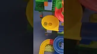 Track maze toy bricks 328 pcs 1 Ball