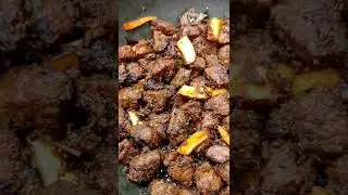 Beef Roast with Coconut Slice.. തേങ്ങ കൊത്ത് ഇട്ടു വരട്ടിയ ബീഫ് || Nadan Recipe
