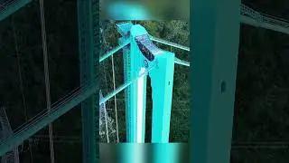The Huajiang Grand Canyon Bridge in Guizhou &mdash; is home to the highest &ldquo;Sky Caf&eacute;&rdquo; on Earth! 🌉💙