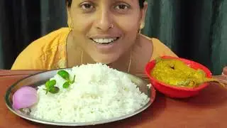 Eating Pabda Fish Curry with Rice | Bigbites Food, Onion & Chilli Mukbang