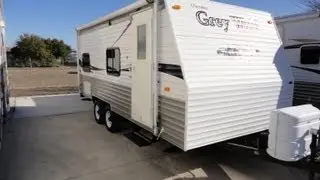 2008 gray wolf 17BH Sleeps 7 people! Perfect For The first time rv buyer!