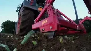 Fendt 409 Vario met Evers Agro Woeler Java