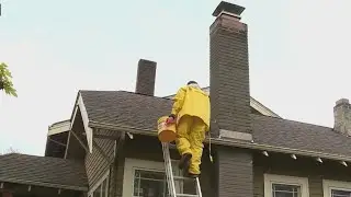Gutter cleaners busy as storm closes in on Oregon