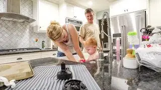 First Day In The New House! (Unpacking)