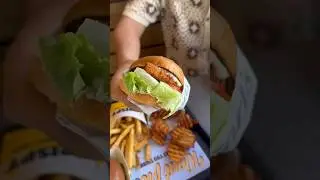 Carl&rsquo;s Jr might have the best chicken of all the fast food chains 👍🏼 #carlsjr #carlsjraustralia