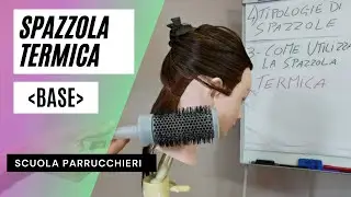 Tutorial come utilizzare una spazzola termica per asciugare i capelli e creare una messa in piega