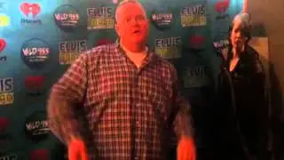 WiLD 95.5 Studio Tour