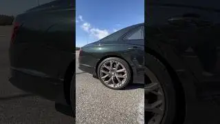 The $300K Bentley Flying Spur Speed is a 207MPH beast! 🤯