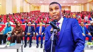 DEG-DEG 𝐑𝐚&rsquo;𝐢𝐢𝐬𝐮𝐥 𝐖𝐚𝐬𝐚𝐚𝐫𝐞 Hamza Abdi Barre oo Caawa Khudbad Dhinacyo badan Jeediyay.