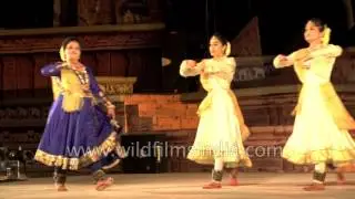 Indian Classical Kathak by dance maestro Suchitra Halmakar: Khajuraho Dance Festival