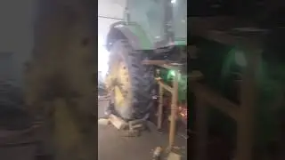 #johndeere #tractor #transmission #transmissionrepair #fuel #clutches #clutch #split #cab #diy
