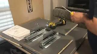 EKET 304 289 20 IKEA Навесной шкаф с 2 ящиками, темно-серый 1