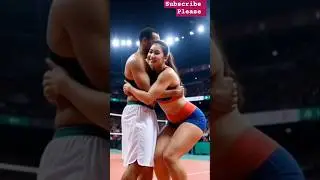 World's tallest female volleyball player in 💔💥 #tallwoman #tallgirlfriend #volleyball #usa