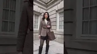 OOTD: Workwear Chic Look w/ Houndstooth Blazer & Mini Skort w/ Boots #workwear #ootd #winteroutfit