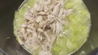 Суп из лука-порея и крылышек