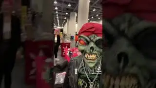 Crossbone Skully has stolen this earth communication device! Let's #rocknroll ! 🤘