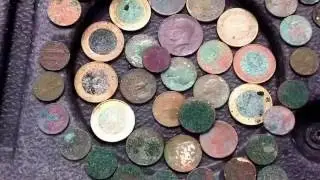 Metal detecting The Misi&oacute;n - The quest for dollar coins - bucket list find